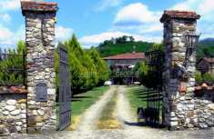 Foto Villa in vendita a Villafranca in Lunigiana