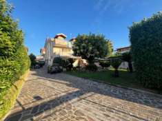 Foto Villa in vendita a Villaricca - 9 locali 332mq
