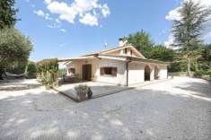 Foto Villa in vendita a Viterbo