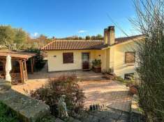 Foto Villa in vendita a Viterbo