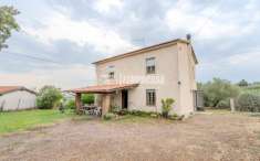 Foto Villa in vendita a Viterbo
