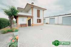 Foto Villa in vendita a Voghera