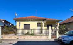 Foto Villa in vendita a Zelo Buon Persico