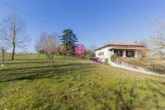 Foto Villa in vendita a Ziano Piacentino - 10 locali 410mq