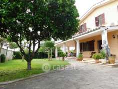 Foto Villa in Vendita in Via Doberd 55 a Fiumicino
