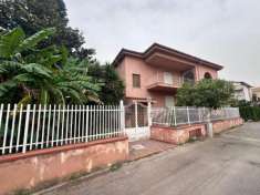 Foto Villa in Via Alfonso Amorelli