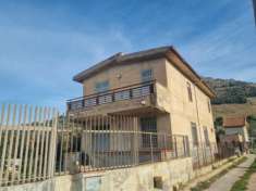 Foto Villa in Via del Loto