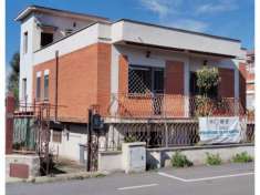 Foto Villa in Via Emilio Reverberi