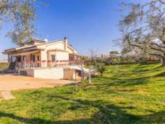 Foto Villa in Via John Fitzgerald Kennedy