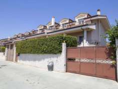 Foto Villa in Viale Crotone