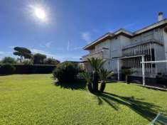 Foto Villa in Viale dei Pitosferi