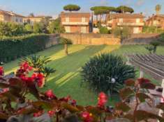 Foto Villa in Viale dei Pitosferi