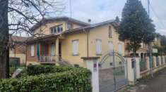 Foto Villa indipendente con giardino. Libera.