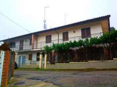 Foto VILLA INDIPENDENTE CON GIARDINO PRIVATO