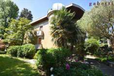 Foto Villa o villino in Vendita, 1170 mq (Corbetta)