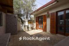 Foto Villa plurifamiliare in vendita a Catanzaro - 4 locali 162mq