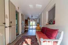 Foto Villa plurifamiliare in vendita a Langhirano