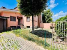 Foto Villa plurifamiliare in vendita a Roma