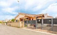 Foto Villa plurifamiliare in vendita a Roma