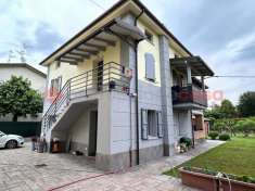 Foto Villa plurifamiliare in vendita a Scandiano