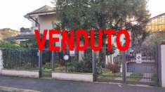 Foto Villa plurifamiliare in vendita a Seregno