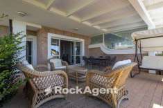 Foto Villa plurifamiliare in vendita a Staletti