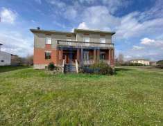 Foto Villa plurifamiliare in vendita a Vigolzone