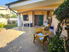 Foto Villa quadrifamiliare in vendita a Ardea