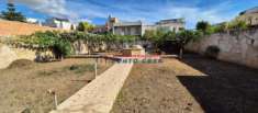 Foto VILLA ROSINA  Soluzione indipendente piano terra e primo con ampio garage, complessivi 250 mq ca oltre giardino 300 mq. Da rifinire. Euro 198mila