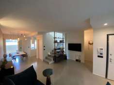 Foto Villa schiera in vendita a Botteghe, Albinea