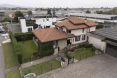 Foto Villa singola con capannone annesso  indipendenza, spazio e potenziale a Palazzolo sullOglio