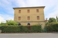 Foto VILLA SINGOLA CON GIARDINO SUDDIVISA IN 2 APPARTAMENTI