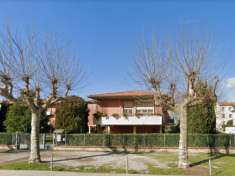 Foto Villa singola con giardino zona Ingegneria