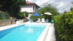 Foto Villa singola con piscina vista mare a 10km da Viareggio