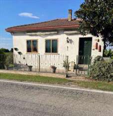 Foto Villa singola in Vendita, 3 Locali, 150 mq (Villanova Marchesana