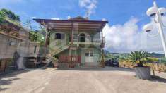 Foto Villa singola in Vendita, pi di 6 Locali, 160 mq (Cefalù)