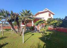 Foto Villa singola in Vendita, pi di 6 Locali, 250 mq (Aprilia)