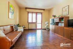 Foto Villa singola in Vendita, pi di 6 Locali, 255 mq (Cattolica)