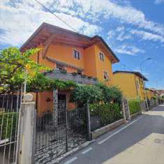 Foto Villa singola in Vendita, pi di 6 Locali, 270 mq (Rezzato)