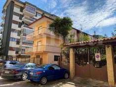 Foto Villa singola in Vendita, pi di 6 Locali, 440 mq (Battipaglia)