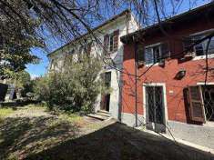 Foto Villa singola in Vendita, pi di 6 Locali, 600 mq (Stradella)