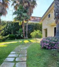 Foto Villa singola in vendita a San Giovanni la Punta