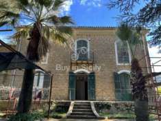 Foto Villa Storica del 1850, immersa in un grande parco situata a Piazza Armerina