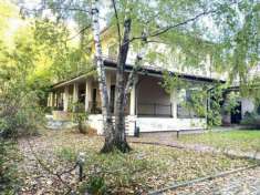 Foto Villa storica in vendita a Monfalcone - 10 locali 600mq
