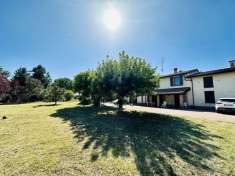 Foto Villa trifamiliare in vendita a Faenza