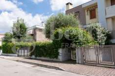 Foto Villa trifamiliare in vendita a Mogliano Veneto