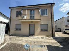 Foto Villa trifamiliare in vendita a Padova