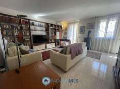 Foto Villa trifamiliare in vendita a Rubano