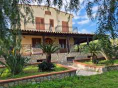 Foto Villa unifamiliare a 200 mt dal mare