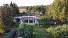 Foto Villa unifamiliare in vendita a Alghero - 6 locali 150mq